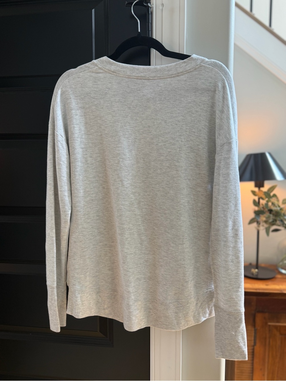 ATHLETA pullover - Picture 2 of 2